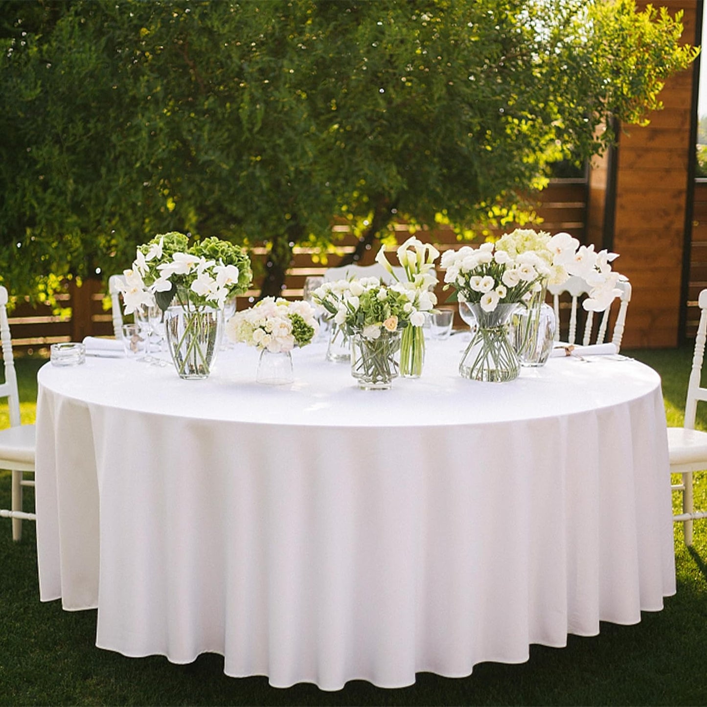 Extra Large 120-Inch Round Tablecloths