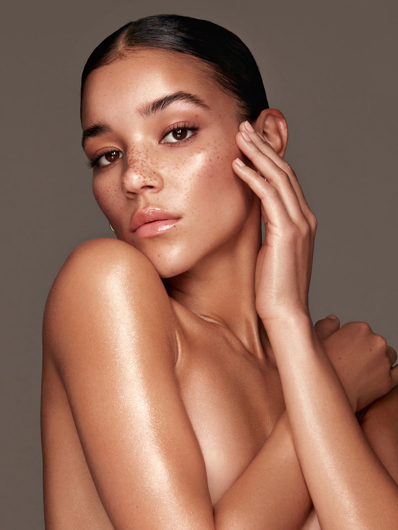 SHEGLAM Sunkissed Body Highlighter Eros Liquid Highlighter Liquid Shimmer Long Wear Brightening Glow Body Highlighter