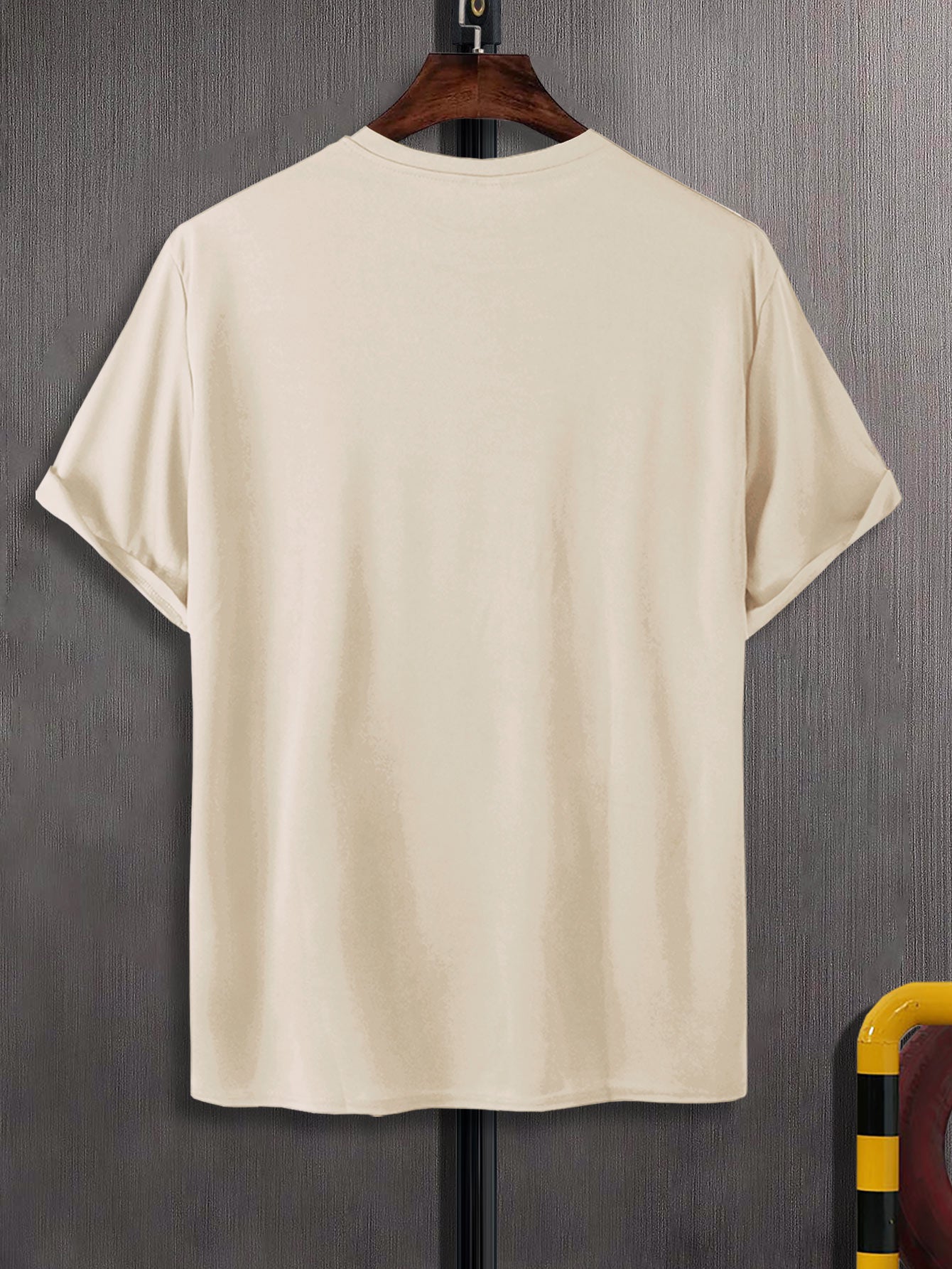 Manfinity Sporsity Men Letter Graphic Tee