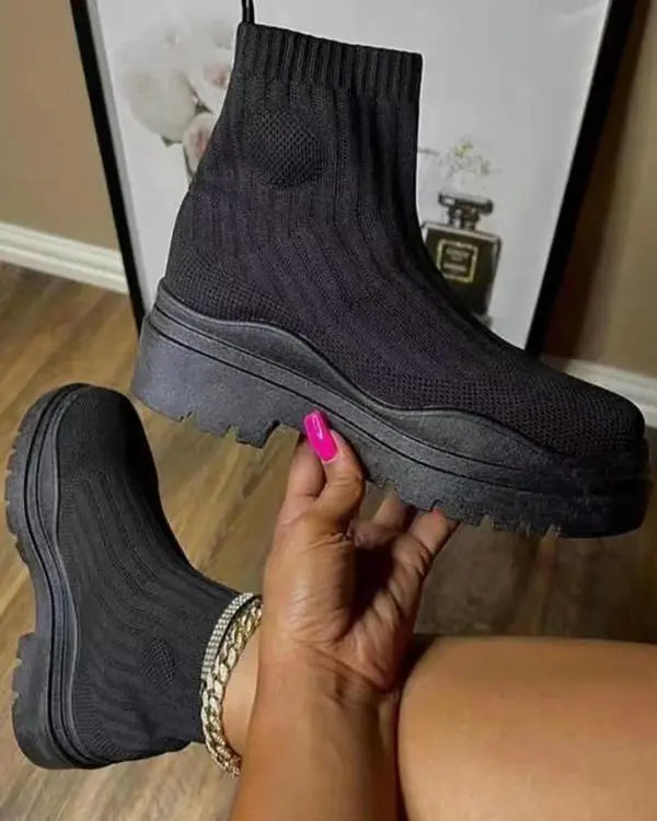 Platform Round Toe Knit Boots