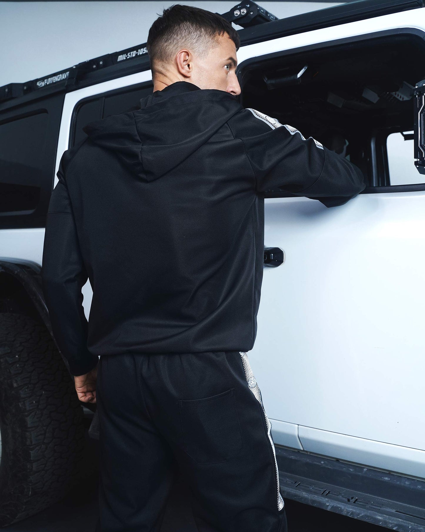 Classic Stripy Zip Up Hooded Sweatshirt& Slant Pockets Joggers